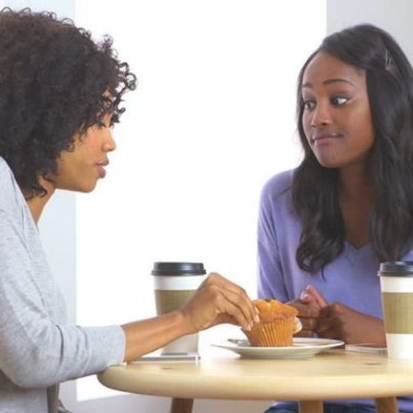 7 Signs Your Friendship...Actually Isn't One