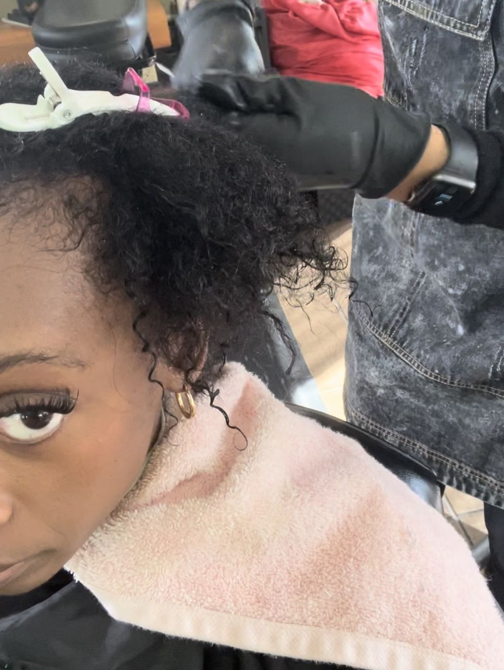 Applying keratin treatment