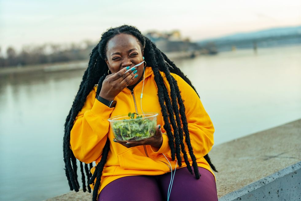 Avoid-restrictive-diets-focus-on-realistic-holistic-lifestyle-changes