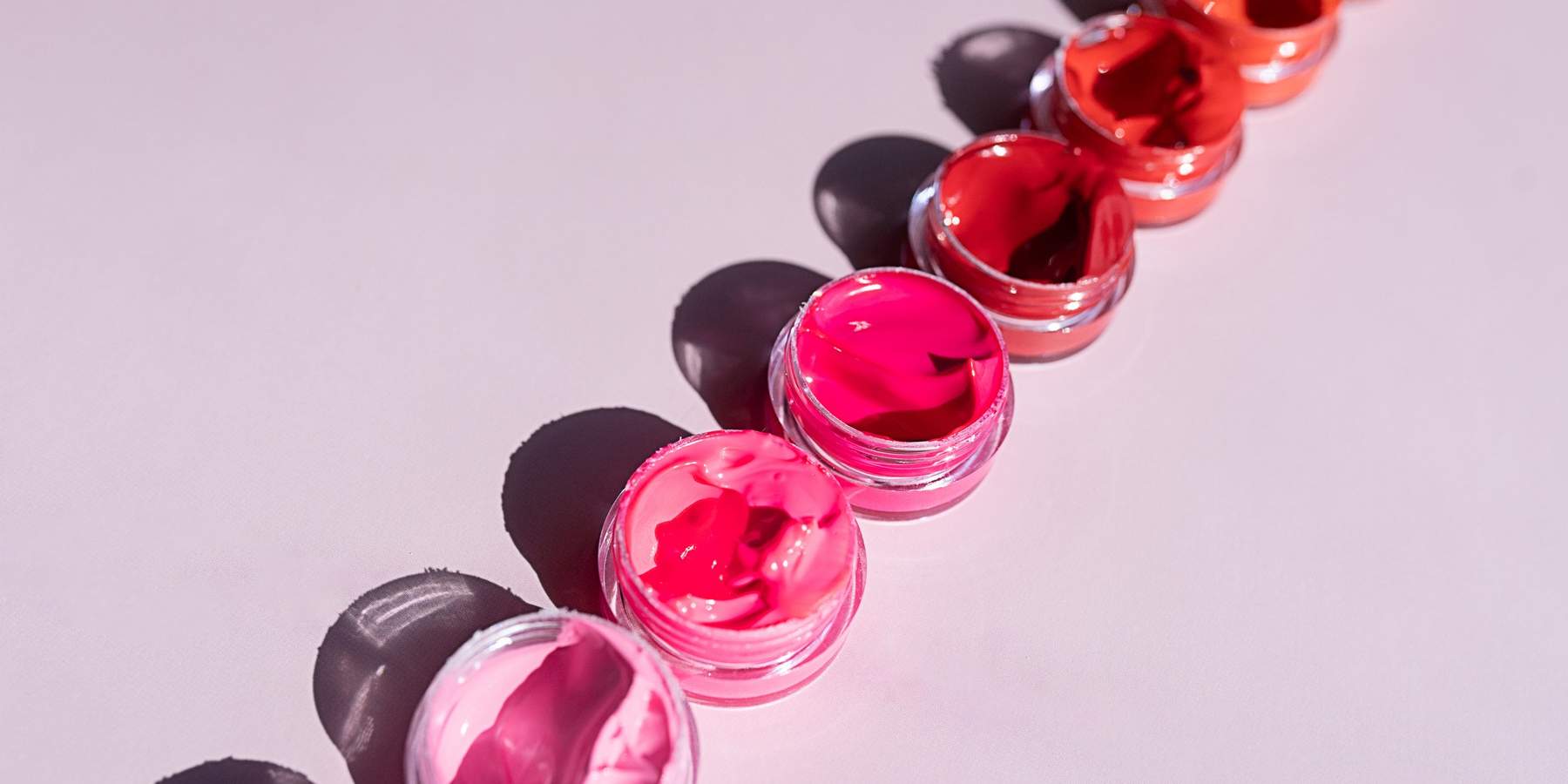 Biggest-cosmetic-color-trends