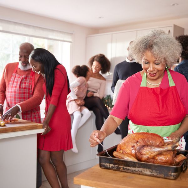 black-famiy-cooking-christmas-dinner