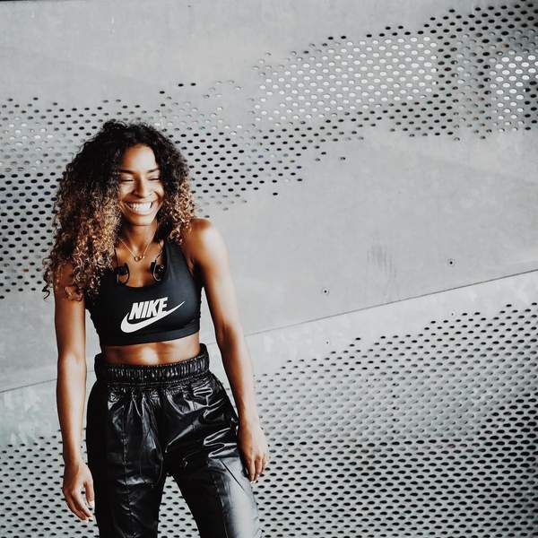 Briana-Owens-Spiked-Spin