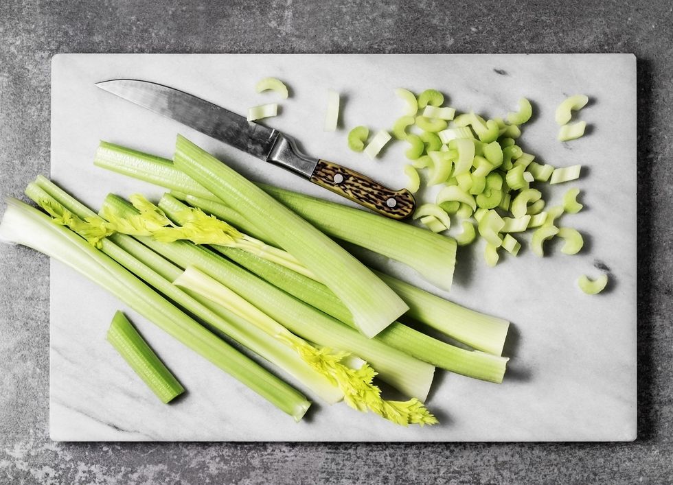 Celery-on-chopping-board