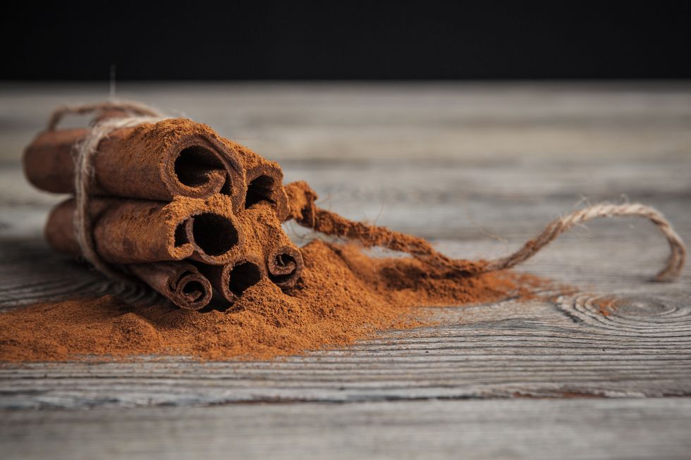 Cinnamon-spices-beauty-hack