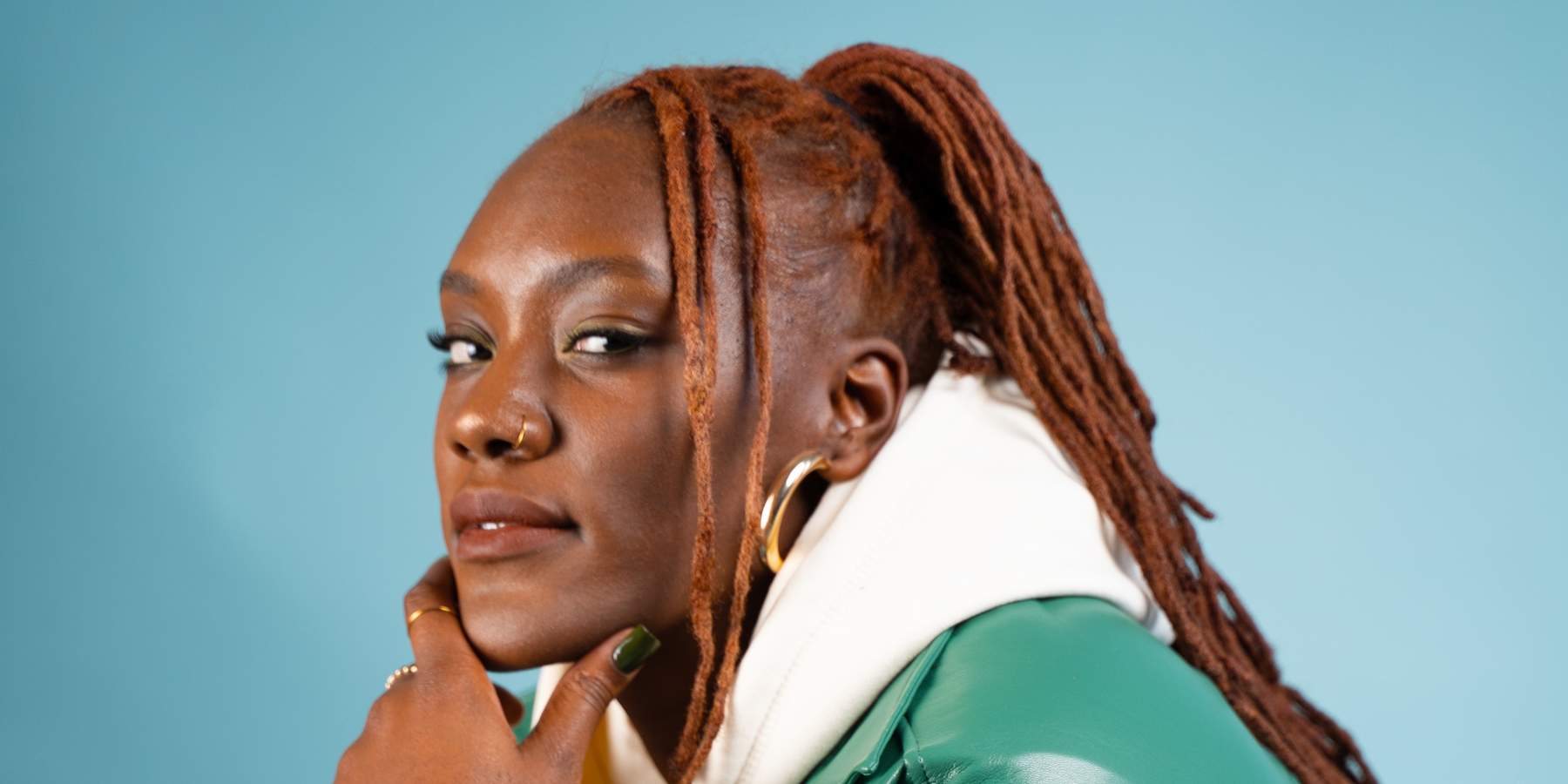 Esther-Wallace-Playa-Society