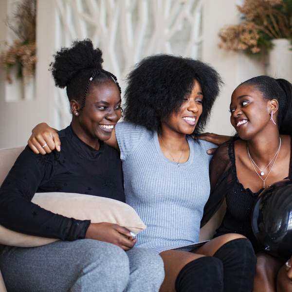 Four-young-woman-celebrating-Galentine-s-day