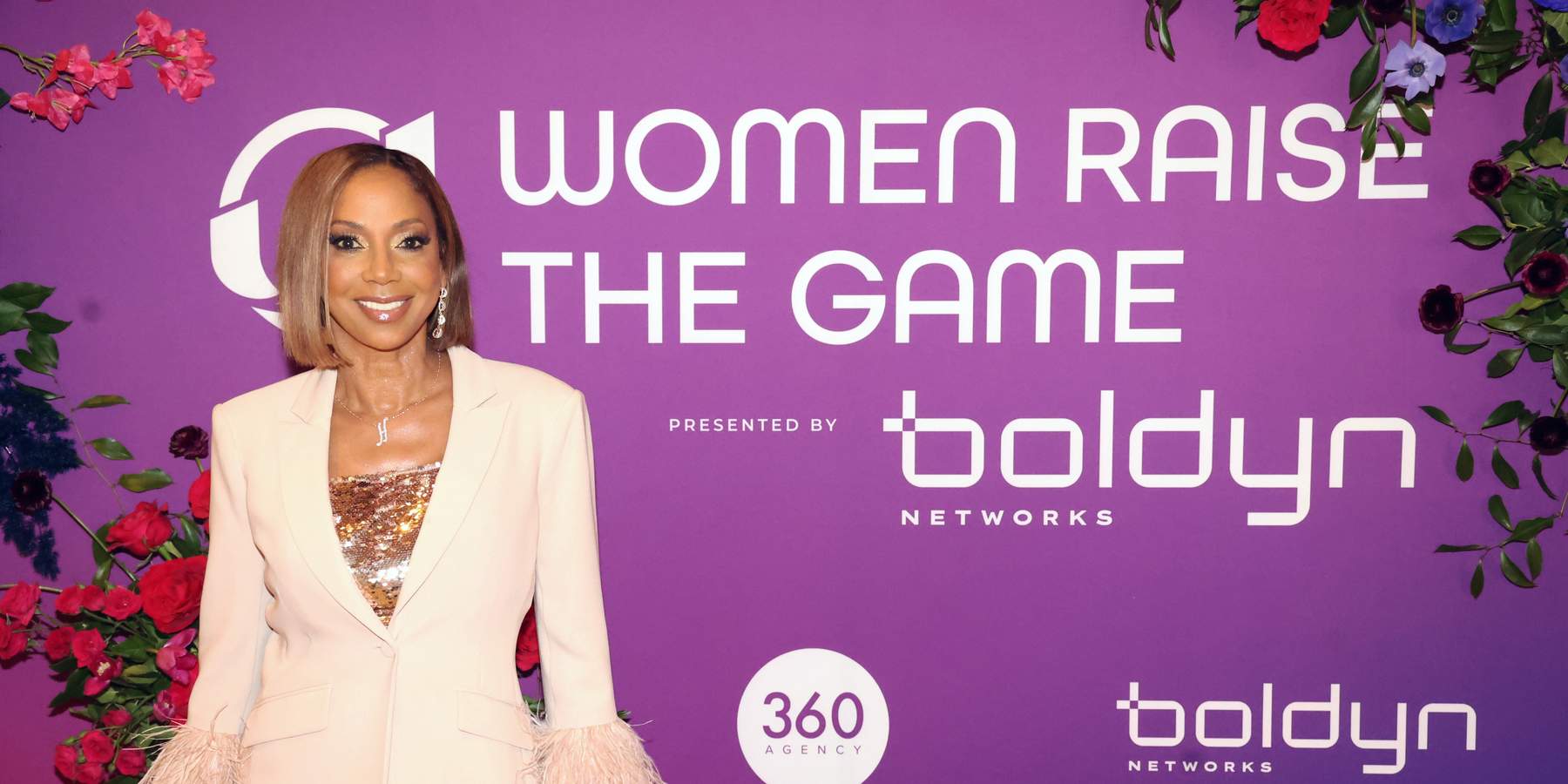 Holly Robinson- Peete at Women Raise The Game Event