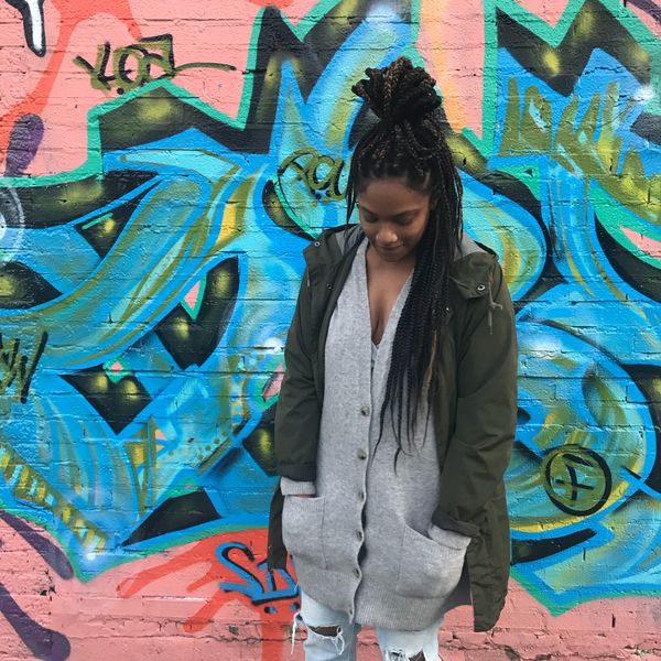 I Tried It: I Went Braless For A Week