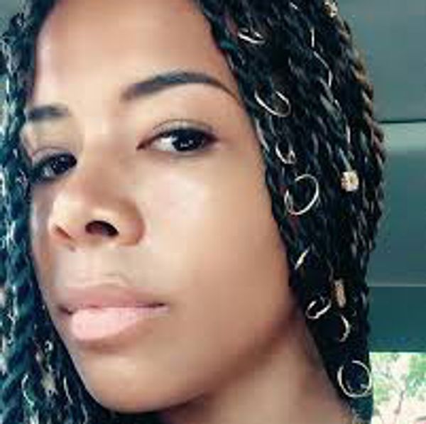 Kelis Keeps Her Skin Radiant & Glowing With These Three Simple Skincare Secrets