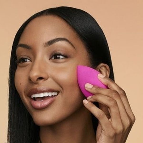 People Are Confused AF By Beautyblender’s New "Inclusive" Foundation Line