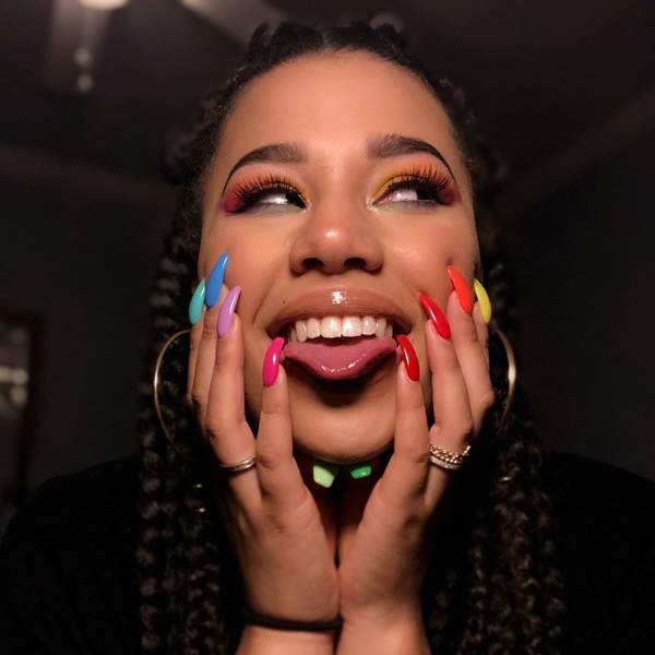 IG’s Latest Nail Trend Is The Perfect Segue Into Spring