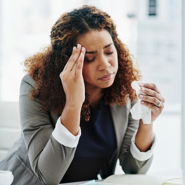 Honey, Probiotics & Other Natural Remedies For Seasonal Allergies