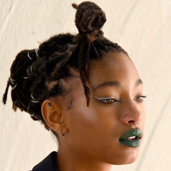 Introducing Skin Glass: An Organic Face Oil For A Natural Glow