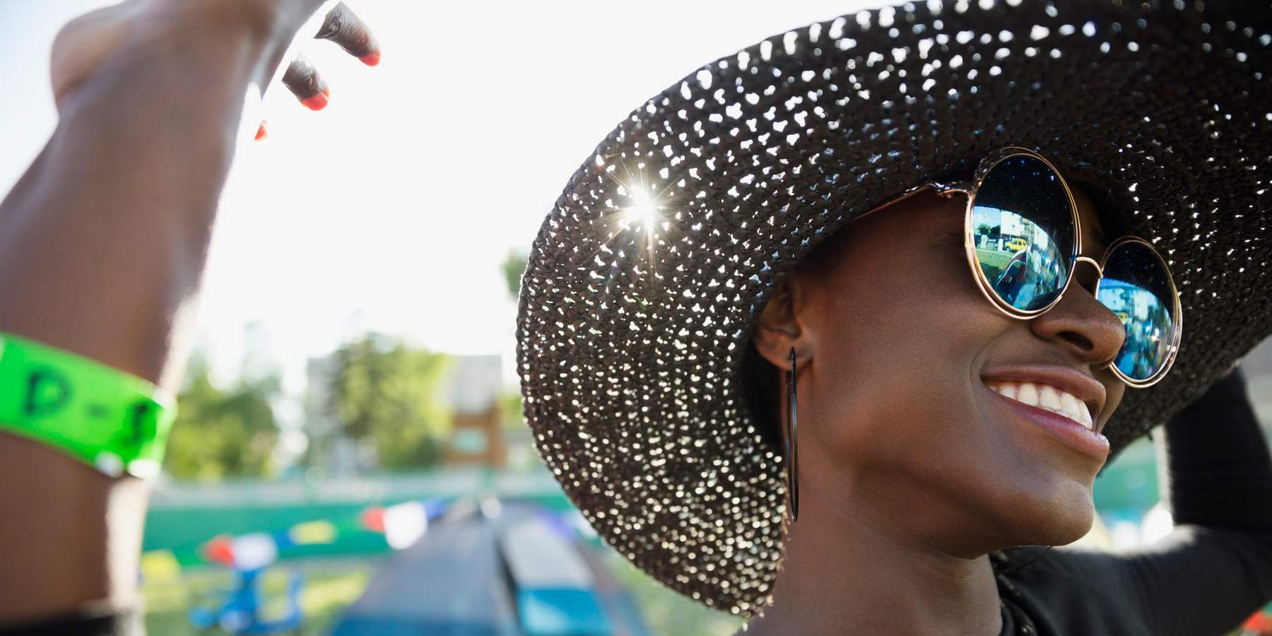 How To Keep Breakouts At Bay While You're Busy Being 'Flewed' Out