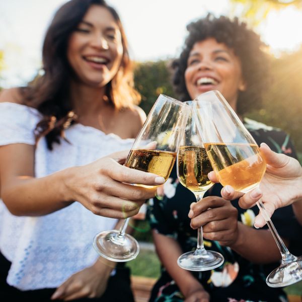 Fight Those Holiday Blues: 5 Tips To Slay Your Friendsgiving