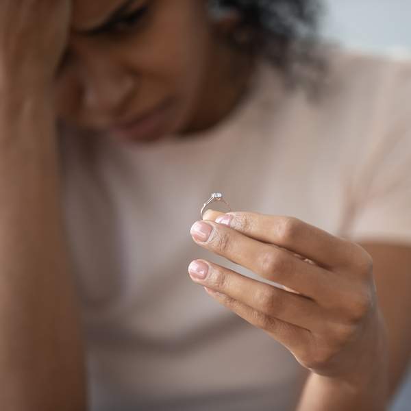 8 Very Valid Reasons To Break Off Your Engagement