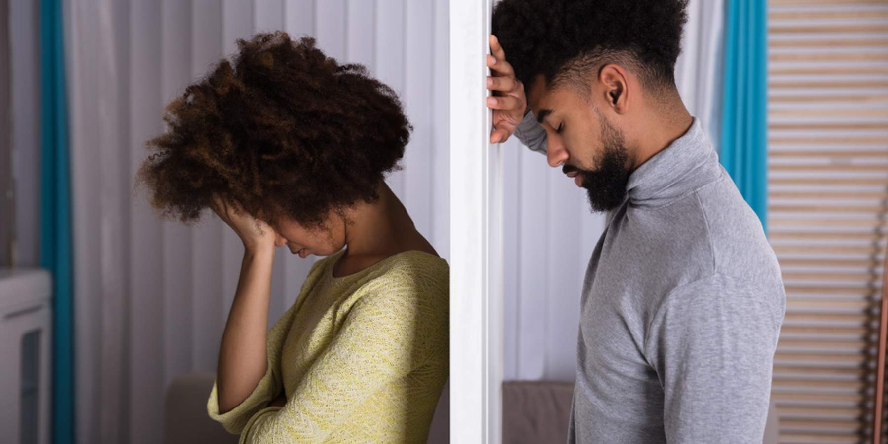 Are You Dating A Gaslighter? Here Are 6 Ways To Tell.