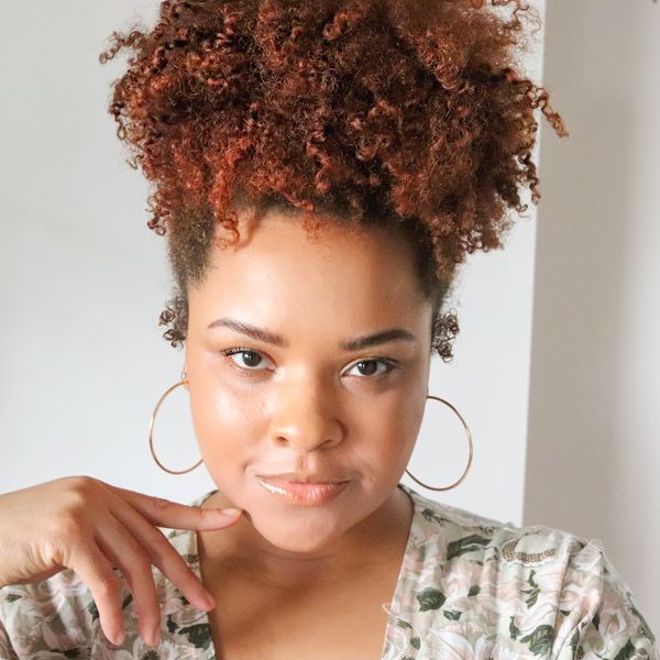 How To Look Good On Your First Virtual Date
Night