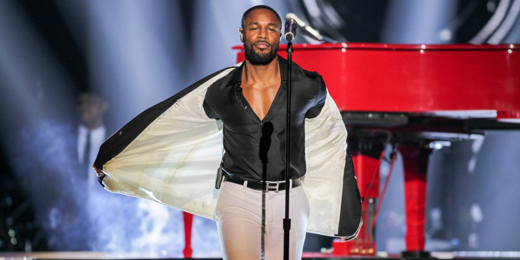 A Peek Inside Tank, The Lover