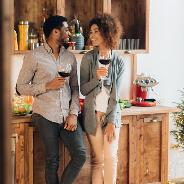 What It Means When A Guy Says He Doesn’t Like 'Titles'