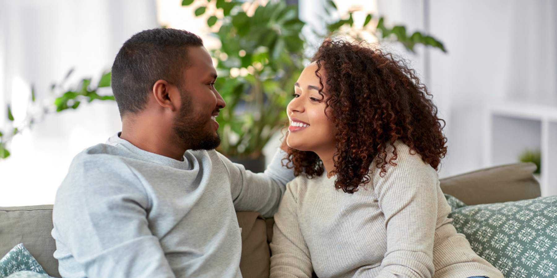 Attracting 'Emotionally Unavailable' Men? Here's How To Fix That.