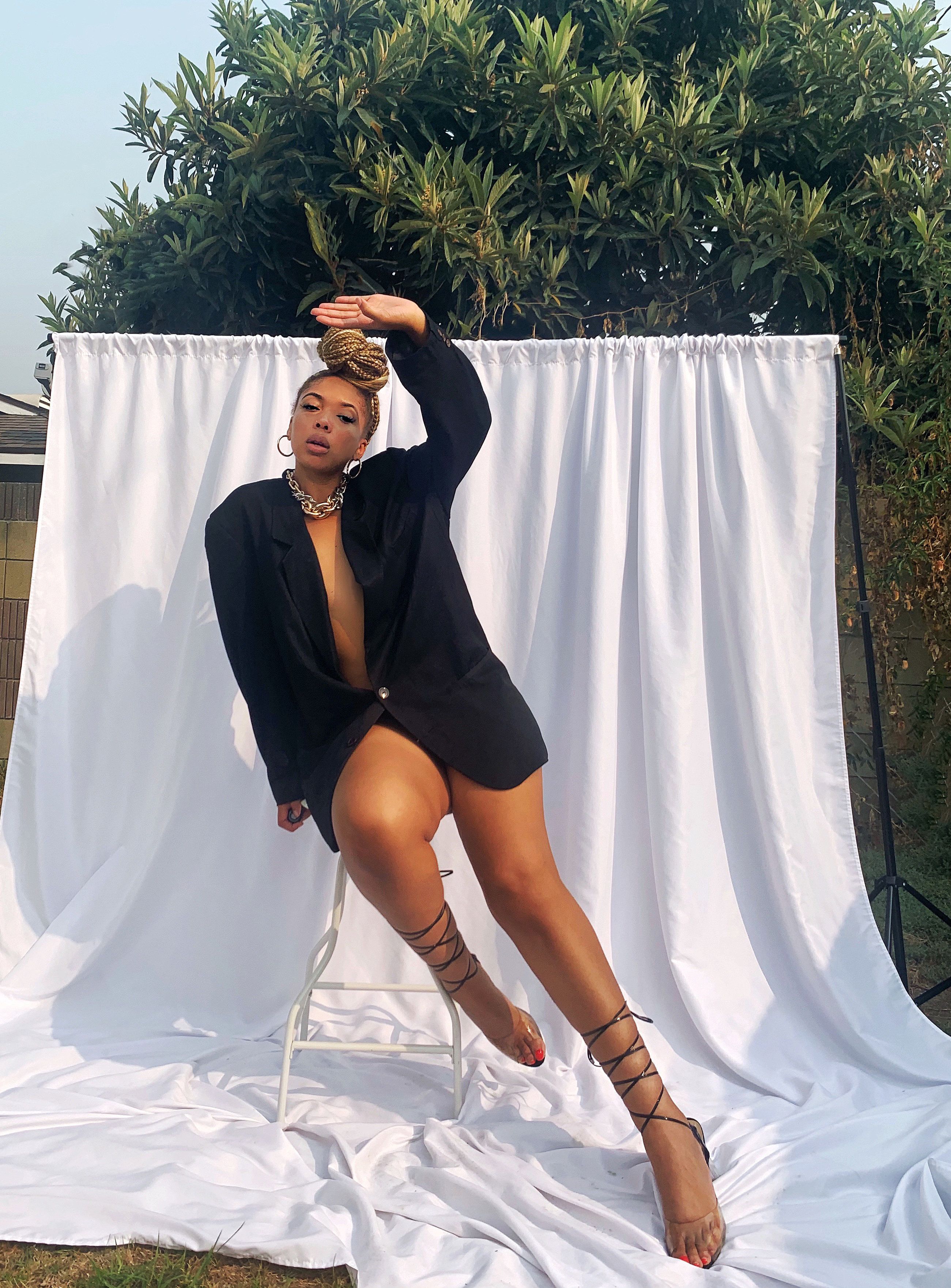 how-to-wear-style-a-little-black-dress