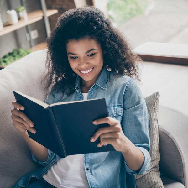 10 Books To Motivate & Inspire Your Career Glow-Up