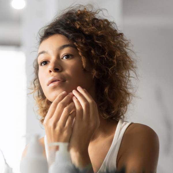 6 Ways To Unclog Your Pores & Minimize Breakouts