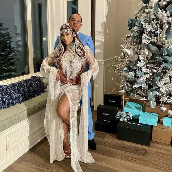 Nicki Minaj On Mom Life: "Women Make This Look Way Too Easy"