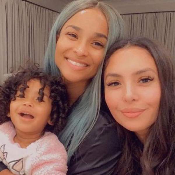 Take Notes: Ciara Is The Friend That We All Need In Our Lives