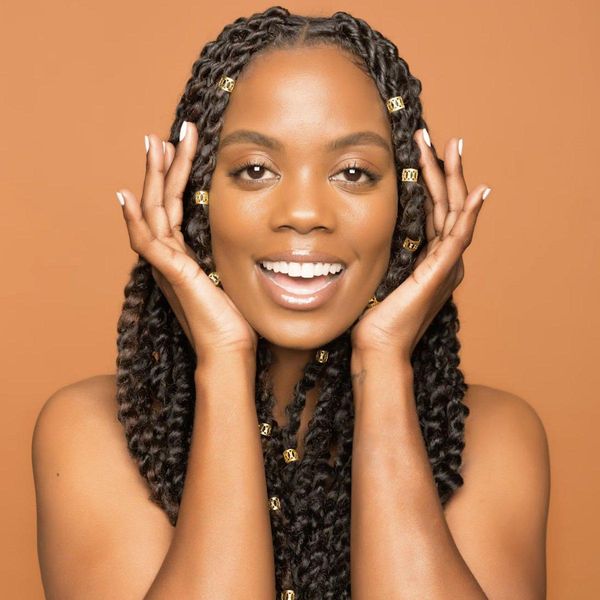 ‘Sistas’ Star Novi Brown On The Power Of Emotional Release & Spiritual Baths