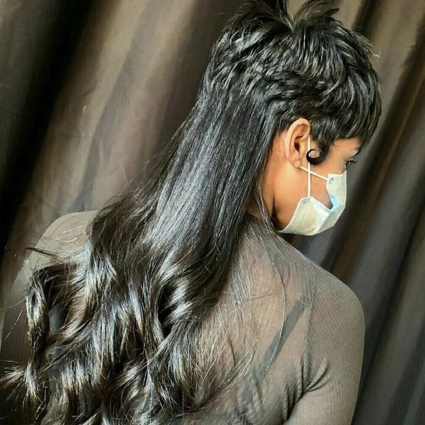 New Trend Alert? This Woman's Natural Hair Is Giving New Meaning To The Mullet