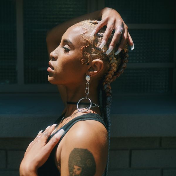 The Classic Monochromatic Manicure Saturating Our Feeds