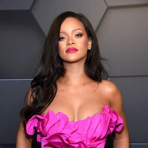 25 Rihanna Moments That Prove Sexiness Is An Aura