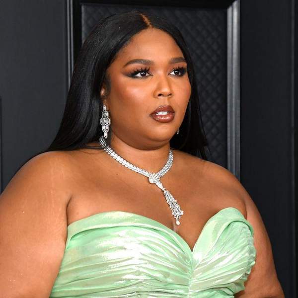 Lizzo Says She ‘Smells Better’ Since She Stopped Wearing Deodorant