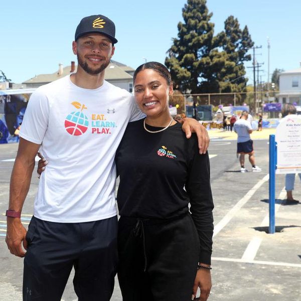 Steph & Ayesha Curry Cleverly Tackling Oakland Food Deserts Is The 4,325th Reason Why We Love Them