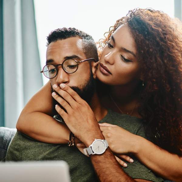 6 Telling Signs That You're "Convincing Yourself" To Be With Him