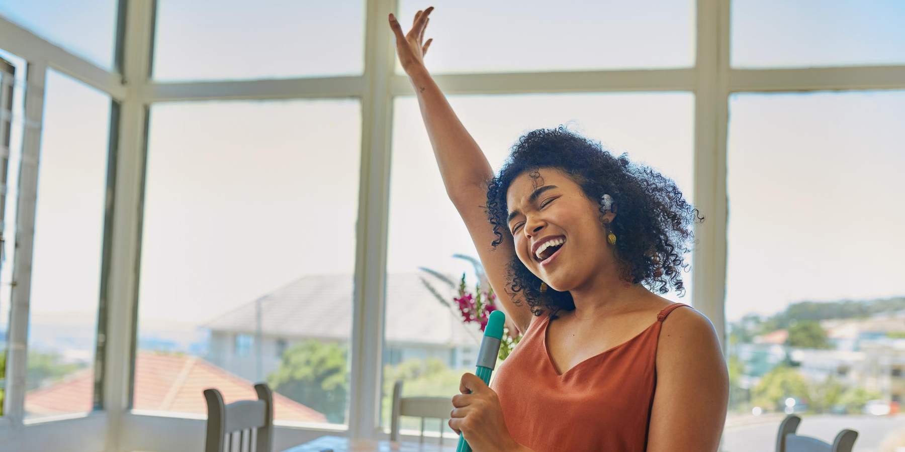 10 Things You Should Definitely Toss Before The New Year Rolls Around