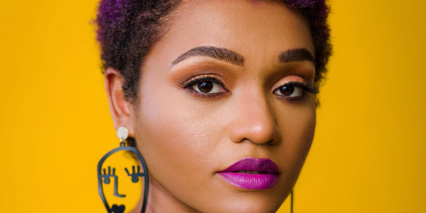 Actress Lauren "Lolo" Spencer Talks Disability Stereotypes And Online Dating