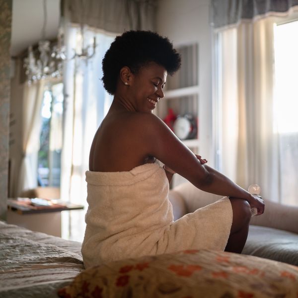 What Happens When You Start Applying Oil To Your Belly Button