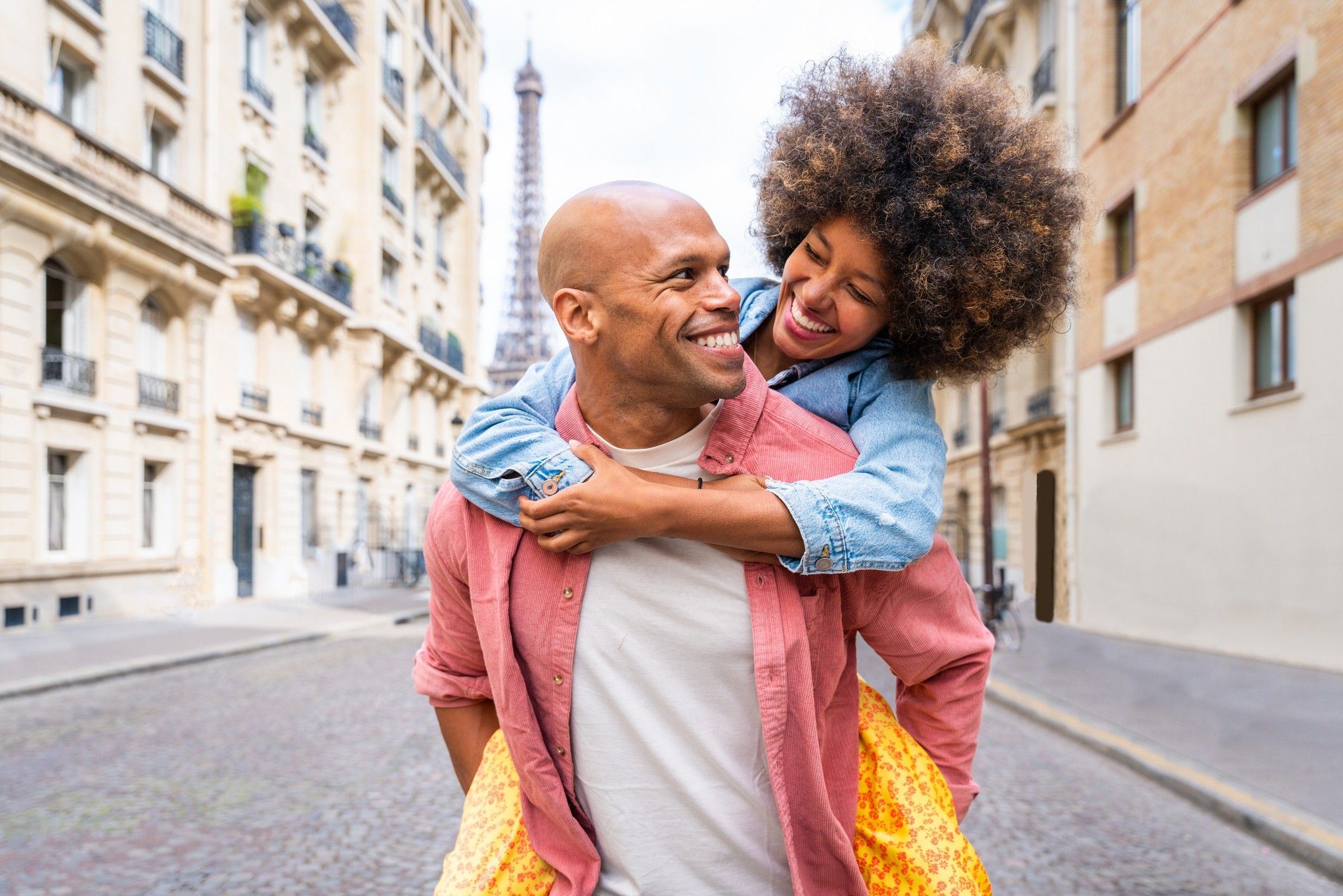 Aries-woman-Aquarius-man-love-compatibility