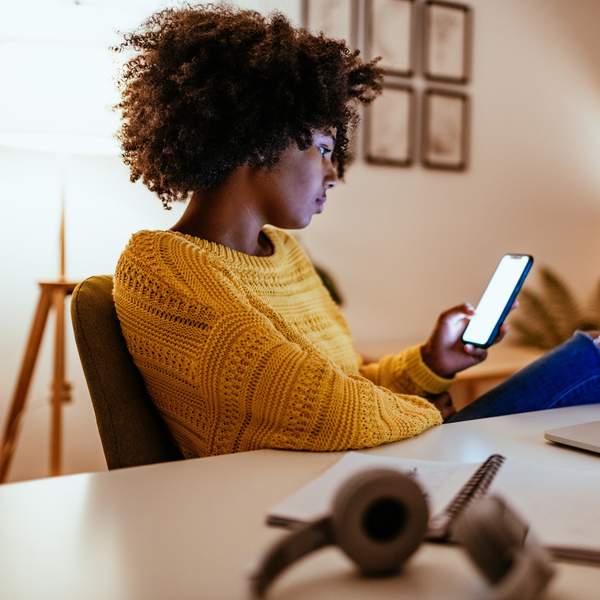 The Year I Worked As A Phone Sex Operator Changed Me