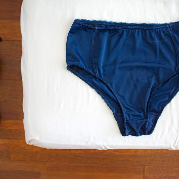 10 Women Told Me Why They Stopped Wearing Panties (And They Don't Regret It)