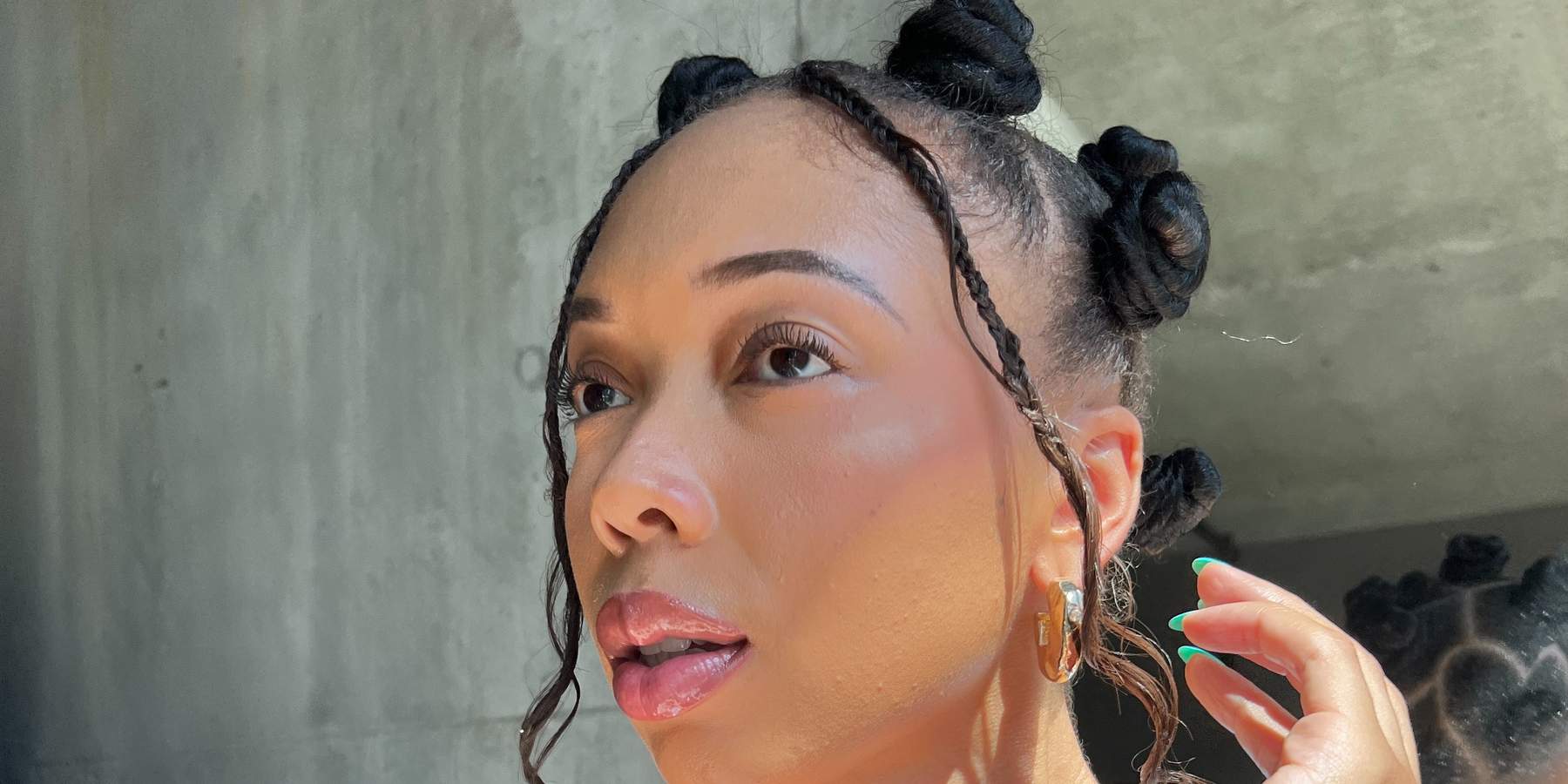 I Tried TikTok's Latest Under-Eye Blush Trend & This Is What Happened