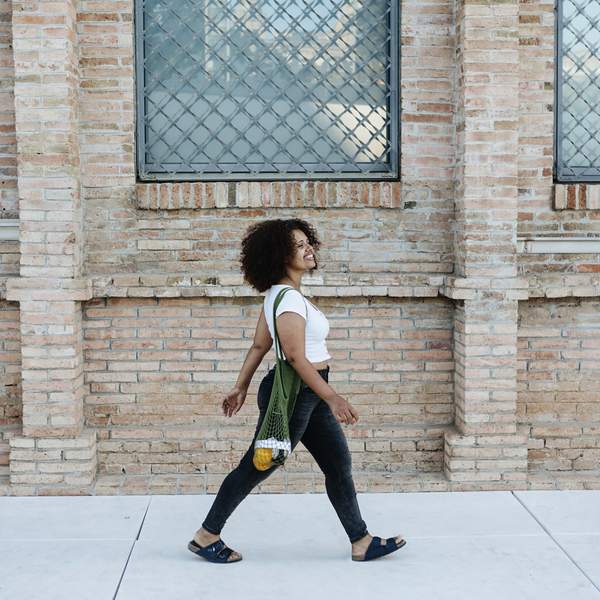 There’s A New 'Silent' Trend Inviting You To Leave Your Headphones At Home