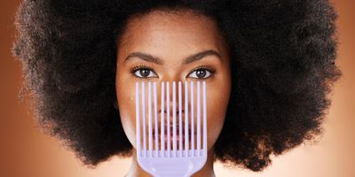 How-to-tame-frizzy-hair