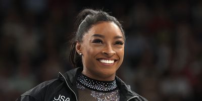 Simone-Biles-hair