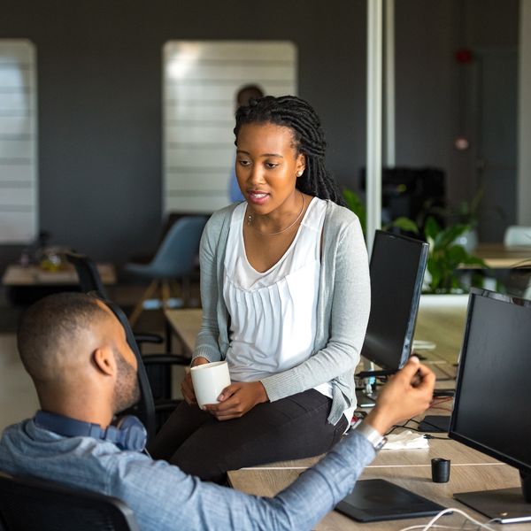 4 Good Reasons I'd Never Date Someone I Work With