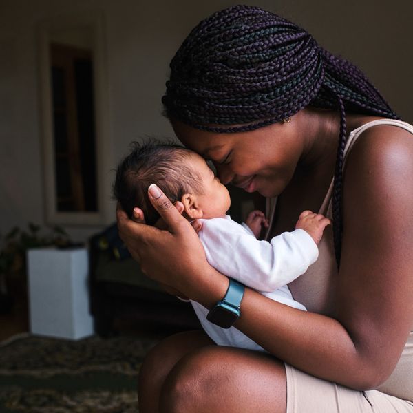 How Birthing Braids Have Become A Ritual Of Self-Care & Ease For Black Moms-To-Be
