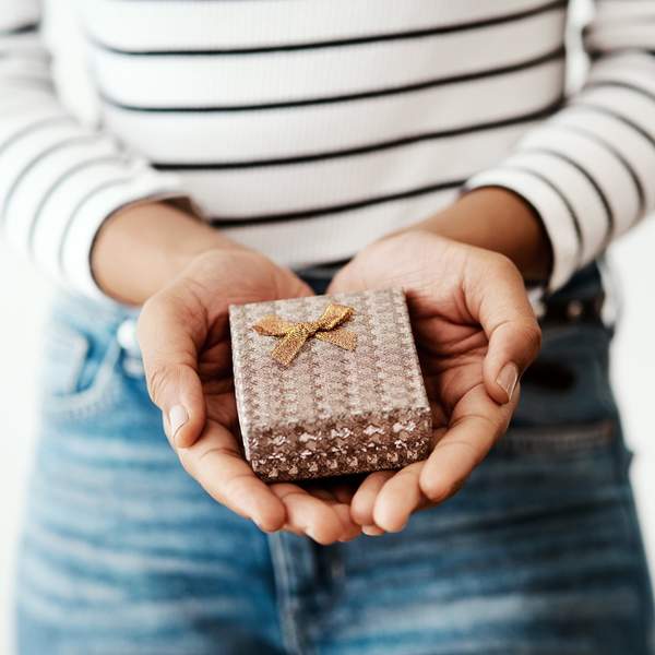 'Pebbling' Is Something That We Should Do In All Relationships More Often